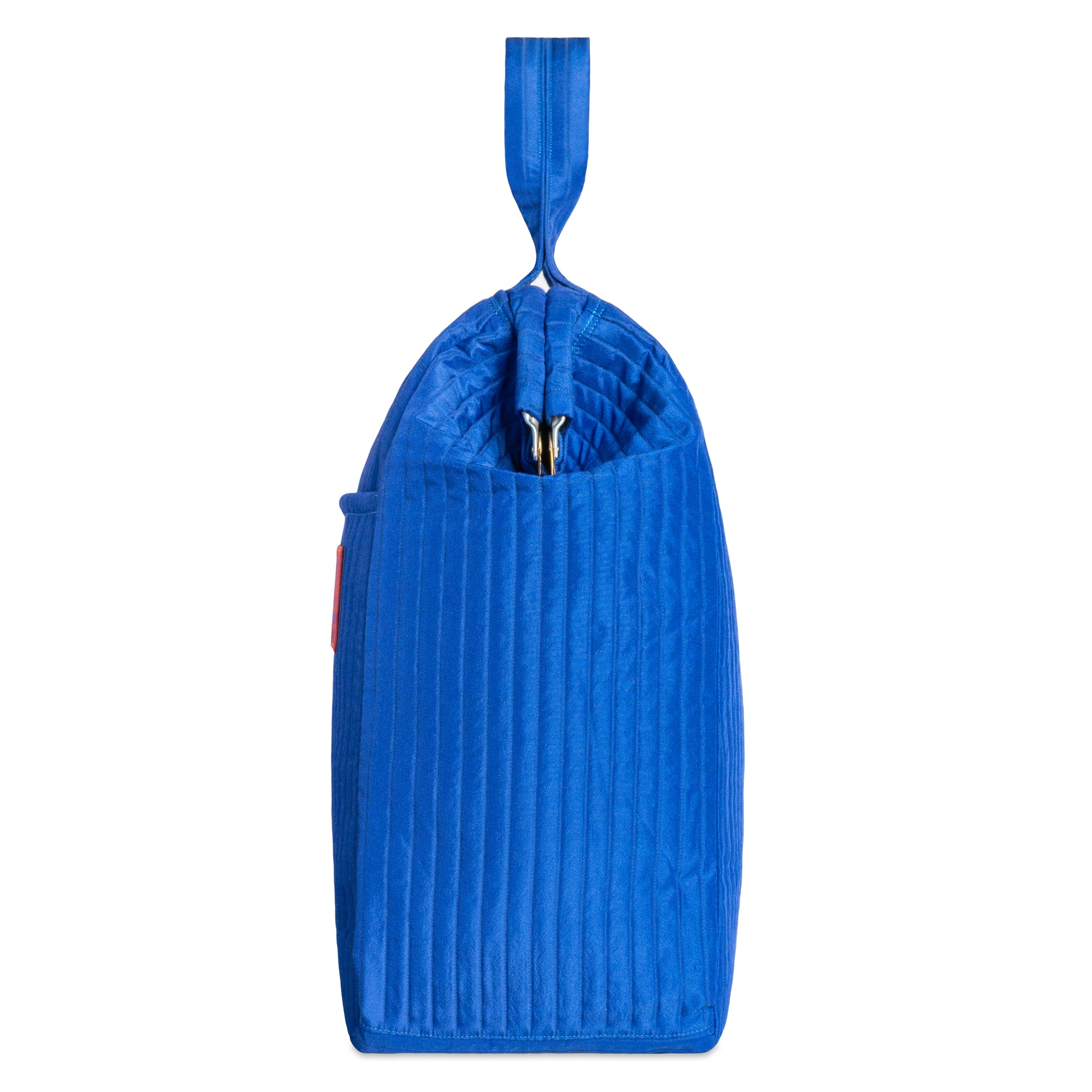BLUE PUFFER CARPET BAG